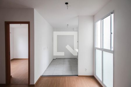 Sala de apartamento para alugar com 2 quartos, 42m² em Jardim Alvorada, Nova Iguaçu