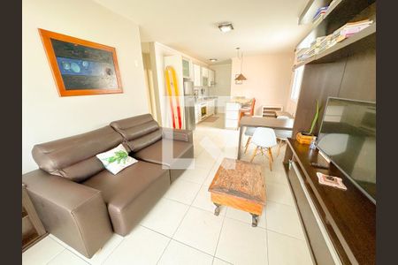 Sala de TV de apartamento para alugar com 2 quartos, 73m² em Ingleses do Rio Vermelho, Florianópolis