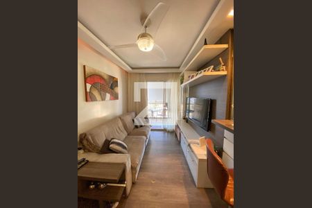 Apartamento à venda com 157m², 3 quartos e 2 vagas Apartamento à venda com 157m², 3 quartos e 2 vagasSala