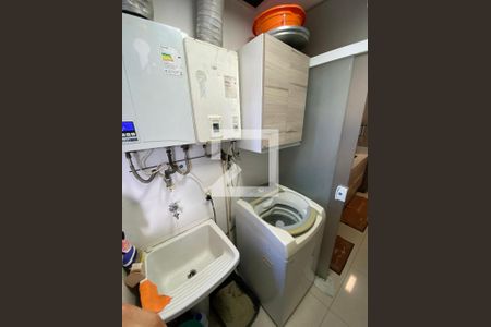 Apartamento à venda com 157m², 3 quartos e 2 vagas Apartamento à venda com 157m², 3 quartos e 2 vagasÁrea de Serviço