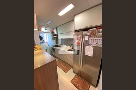 Apartamento à venda com 157m², 3 quartos e 2 vagas Apartamento à venda com 157m², 3 quartos e 2 vagasCozinha
