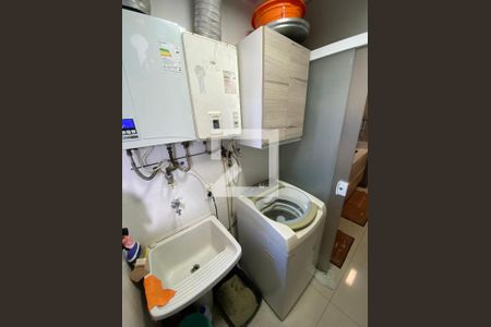 Apartamento à venda com 157m², 3 quartos e 2 vagas Apartamento à venda com 157m², 3 quartos e 2 vagasÁrea de Serviço