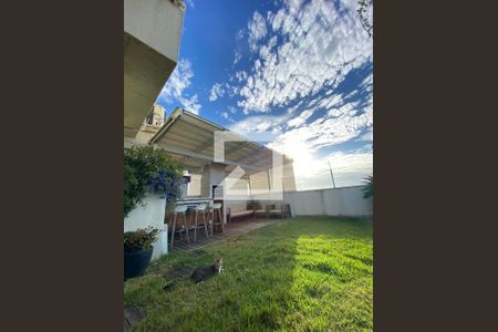 Apartamento à venda com 157m², 3 quartos e 2 vagas Apartamento à venda com 157m², 3 quartos e 2 vagasCobertura