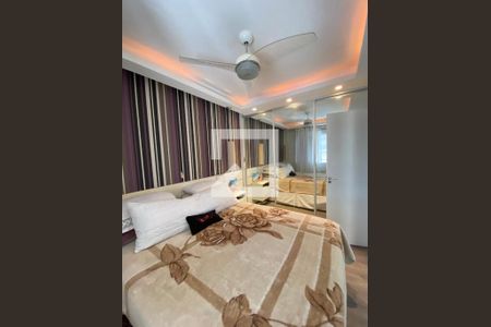 Apartamento à venda com 157m², 3 quartos e 2 vagas Apartamento à venda com 157m², 3 quartos e 2 vagasSuite