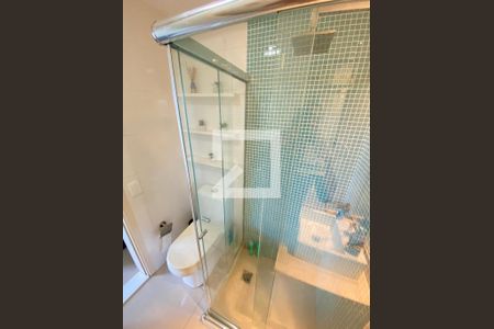 Apartamento à venda com 157m², 3 quartos e 2 vagas Apartamento à venda com 157m², 3 quartos e 2 vagasBanheiro da cobertura