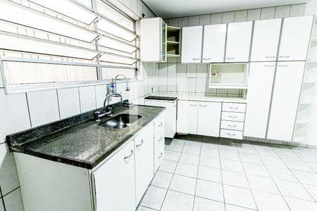 Casa para alugar com 137m², 3 quartos e 3 vagasCozinha
