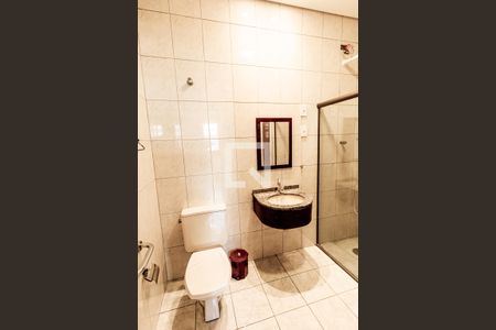 Casa para alugar com 137m², 3 quartos e 3 vagasBanheiro 1