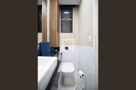 Banheiro social de apartamento para alugar com 1 quarto, 60m² em Copacabana, Rio de Janeiro