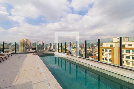 Studio para alugar com 21m², 1 quarto e sem vaga Studio para alugar com 21m², 1 quarto e sem vagaÁrea comum - Piscina