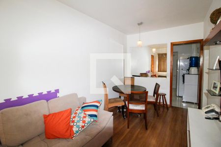 Sala de apartamento à venda com 2 quartos, 54m² em Santa Efigênia, Belo Horizonte