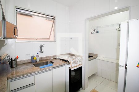 Cozinha de apartamento à venda com 2 quartos, 54m² em Santa Efigênia, Belo Horizonte