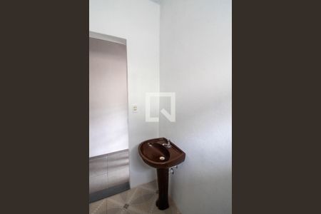 Casa à venda com 160m², 3 quartos e 1 vaga Casa à venda com 160m², 3 quartos e 1 vagaBanheiro