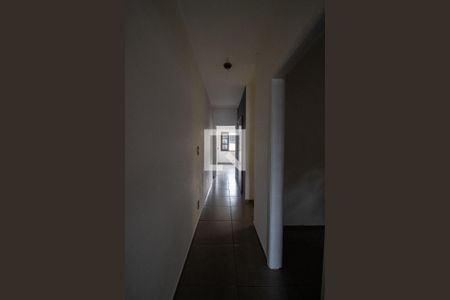 Casa à venda com 160m², 3 quartos e 1 vaga Casa à venda com 160m², 3 quartos e 1 vagaCorredor