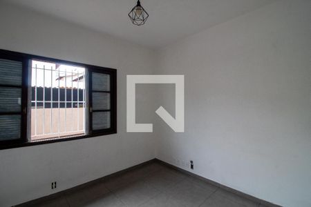 Casa à venda com 160m², 3 quartos e 1 vaga Casa à venda com 160m², 3 quartos e 1 vagaQuarto 1