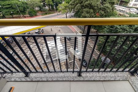 Studio para alugar com 30m², 1 quarto e sem vaga Studio para alugar com 30m², 1 quarto e sem vagaVaranda