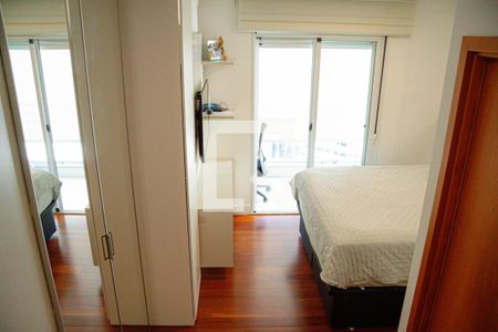 Apartamento à venda com 94m², 2 quartos e 2 vagas Apartamento à venda com 94m², 2 quartos e 2 vagasQuarto 2