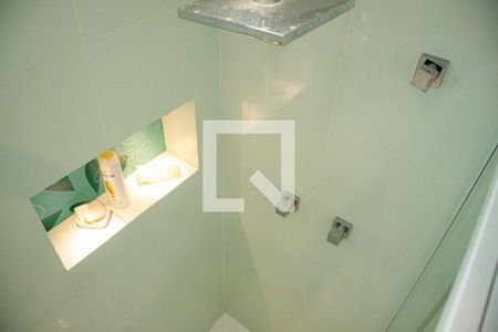 Apartamento à venda com 94m², 2 quartos e 2 vagas Apartamento à venda com 94m², 2 quartos e 2 vagasBanheiro 2
