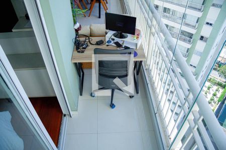 Apartamento à venda com 94m², 2 quartos e 2 vagas Apartamento à venda com 94m², 2 quartos e 2 vagasEscritório