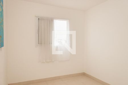 quarto 2 de apartamento para alugar com 2 quartos, 47m² em Vila Mazzei, São Paulo
