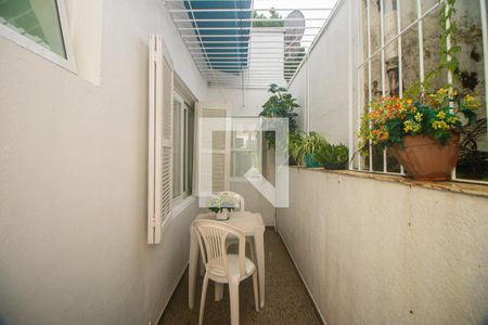 Casa à venda com 178m², 4 quartos e 2 vagasQuarto 1 - Foço de Luz