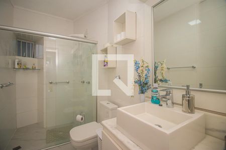 Casa à venda com 178m², 4 quartos e 2 vagasBanheiro da Suíte