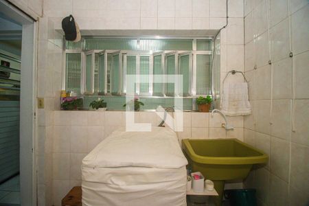 Casa à venda com 178m², 4 quartos e 2 vagasÁrea de Serviço