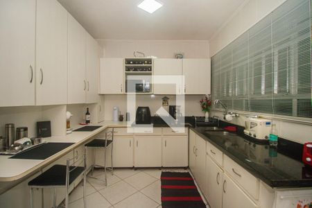 Casa à venda com 178m², 4 quartos e 2 vagasCozinha