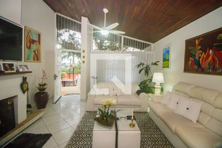 Sala de Estar de casa à venda com 4 quartos, 178m² em Parque Santa Fé, Porto Alegre