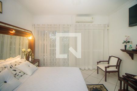 Casa à venda com 178m², 4 quartos e 2 vagasSuíte