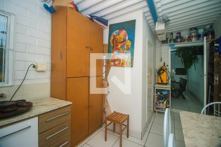 Casa à venda com 178m², 4 quartos e 2 vagasDepósito