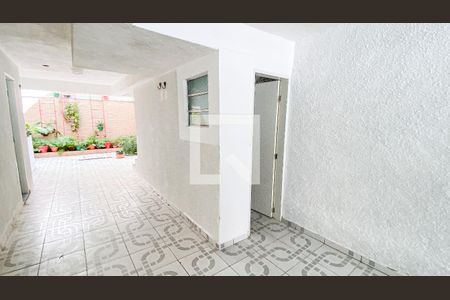 Casa à venda com 246m², 3 quartos e 4 vagasGaragem - Quintal