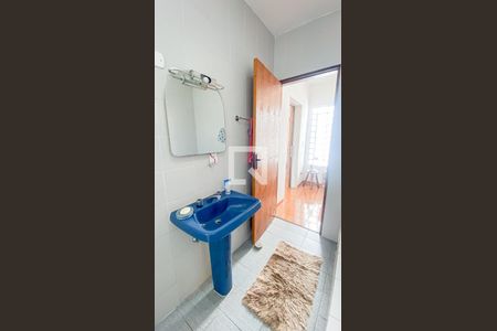 Casa à venda com 246m², 3 quartos e 4 vagasBanheiro da Suíte