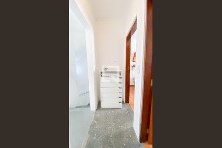 Casa à venda com 246m², 3 quartos e 4 vagasCorredor