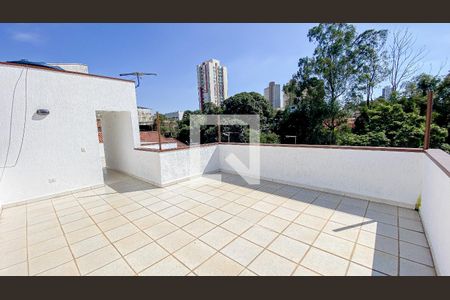 Casa à venda com 246m², 3 quartos e 4 vagasCobertura