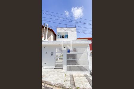 Casa à venda com 246m², 3 quartos e 4 vagasFachada
