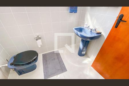 Casa à venda com 246m², 3 quartos e 4 vagasBanheiro