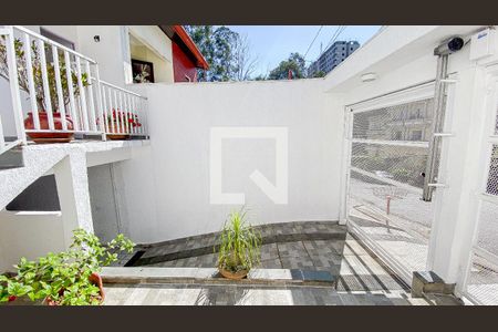 Casa à venda com 246m², 3 quartos e 4 vagasGaragem - Quintal