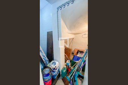 Casa à venda com 246m², 3 quartos e 4 vagasBanheiro Garagem - Quintal