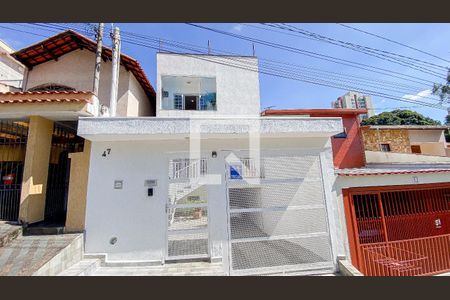 Casa à venda com 246m², 3 quartos e 4 vagasFachada