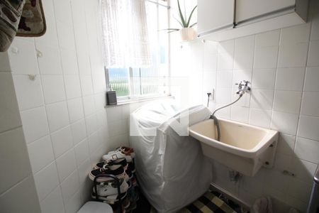 Apartamento à venda com 65m², 3 quartos e 1 vagaÁrea de Serviço