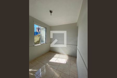Sala de casa para alugar com 1 quarto, 45m² em Pilares, Rio de Janeiro