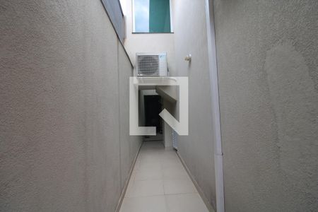 Casa à venda com 175m², 3 quartos e 4 vagasQuintal lateral