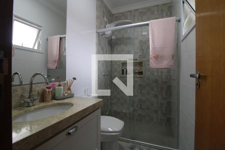 Casa à venda com 175m², 3 quartos e 4 vagasBanheiro da suíte 2