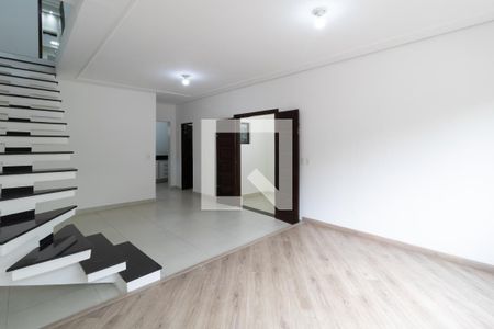 Sala de casa para alugar com 3 quartos, 140m² em Vila Santa Clara, São Paulo