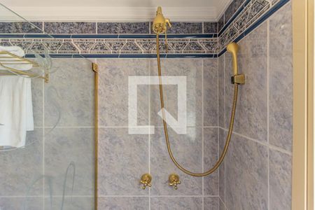 Apartamento para alugar com 317m², 4 quartos e 5 vagasSuíte 3 - Banheiro - Chuveiro