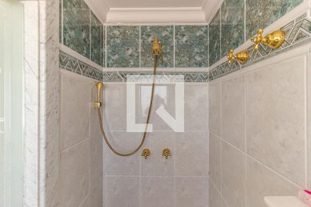 Apartamento para alugar com 317m², 4 quartos e 5 vagasSuíte 4 - Banheiro - Box