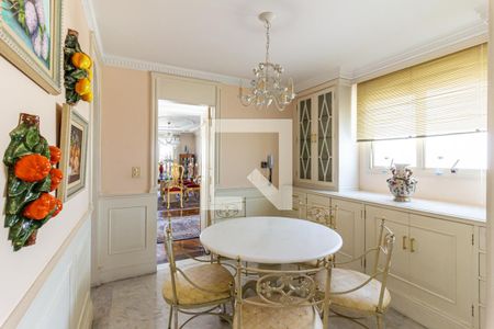 Apartamento para alugar com 317m², 4 quartos e 5 vagasCopa