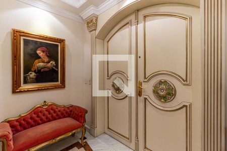 Apartamento para alugar com 317m², 4 quartos e 5 vagasEntrada