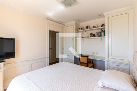 Apartamento para alugar com 317m², 4 quartos e 5 vagasSuíte 1 - Quarto
