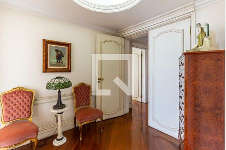 Apartamento para alugar com 317m², 4 quartos e 5 vagasSuíte 4 - Acesso